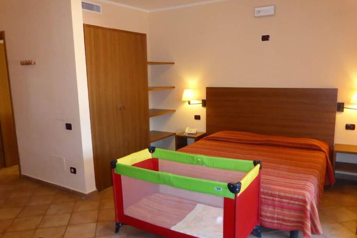Minibar, in-room safe, desk, soundproofing