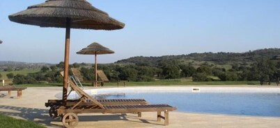 赫尔达德道吉佐酒店