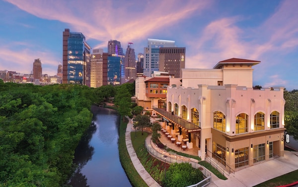 Sol Cypress San Antonio; Marriott Tribute Portfolio - San Antonio, TX