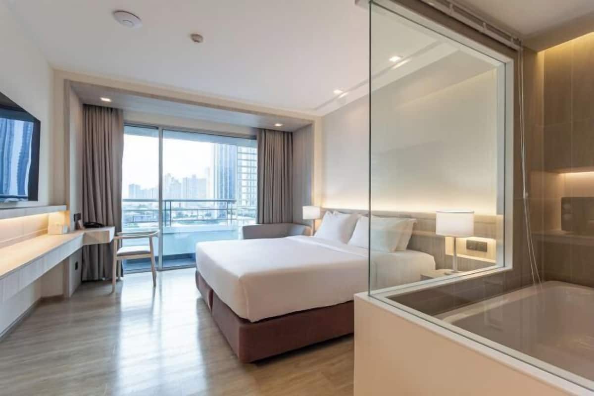 In-room safe, desk, laptop workspace, iron/ironing board