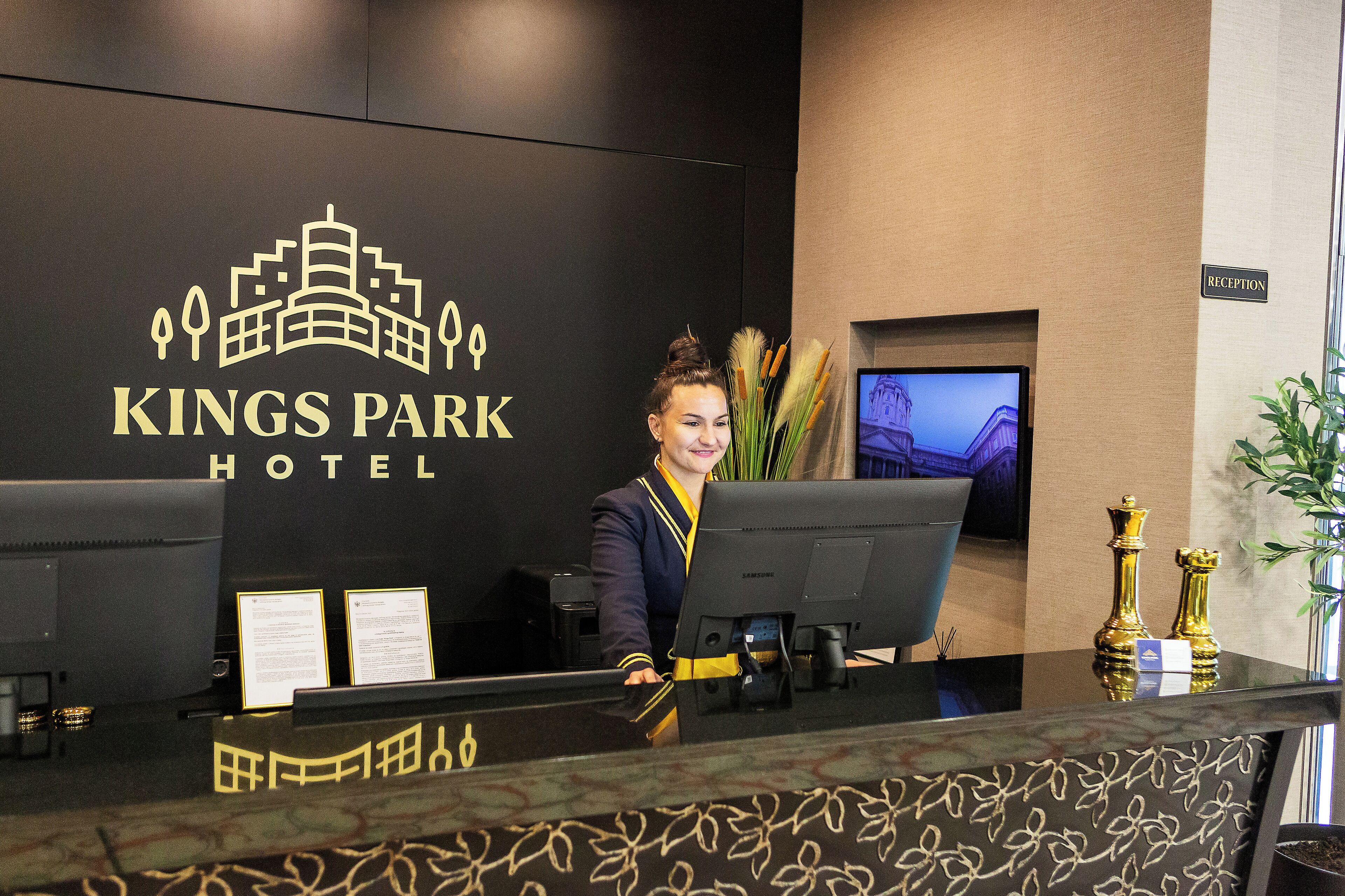 Foto - Kings Park Hotel