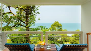 Deluxe Family Room | Balcony view