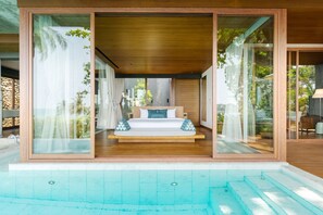 Pool Villa Suite | Minibar, coffre-fort, bureau, accès au Wi-Fi (inclus)