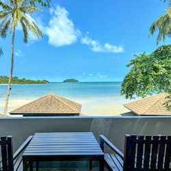Deluxe Beachfront | Vistas al mar
