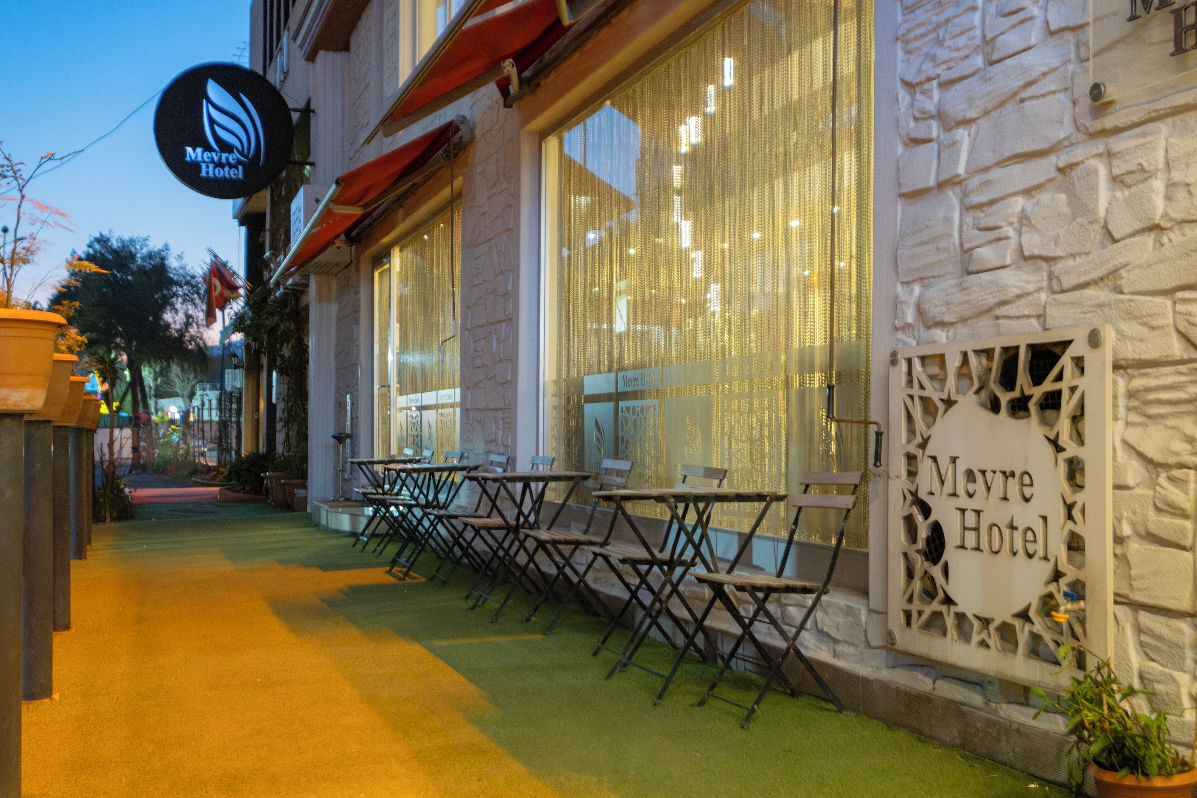 Photo - Mevre Hotel