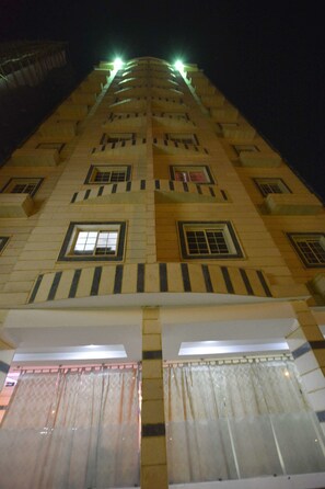 Front of property - Leader Apartments 1 (Mahboula)