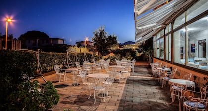 Hotel Sandalyon