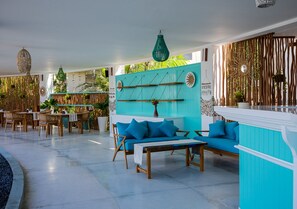 Breakfast, lunch, dinner served; international cuisine, beach views