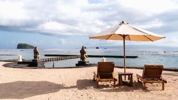 Private beach, beach shuttle, sun-loungers, beach umbrellas