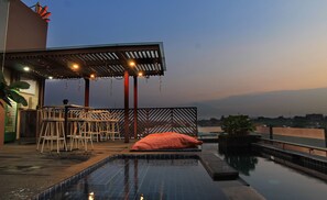 Outdoor pool - The Edelweiss Yogyakarta (Yogyakarta)