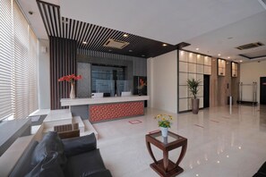 Lobby - The Edelweiss Yogyakarta (Yogyakarta)