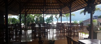 Segara Hotel and Restaurant