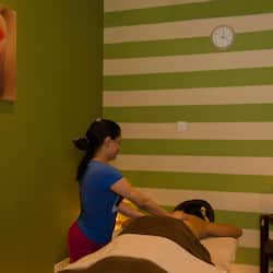 Couples treatment rooms, body treatments, aromatherapy
