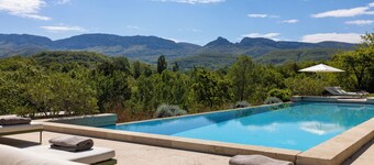 Château les Oliviers de Salettes