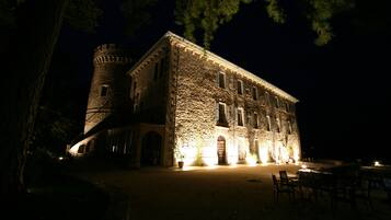 Front of property - evening/night