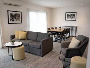 Two Bedroom Apartment | Premium bedding, in-room safe, desk, laptop workspace - Quest Wodonga (Wodonga)