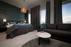 Superior Room, 1 King Bed with Sofa bed (Plus) | Pillow-top beds, in-room safe, desk, iron/ironing board - Scandic Kristiansand Bystranda (Kristiansand)