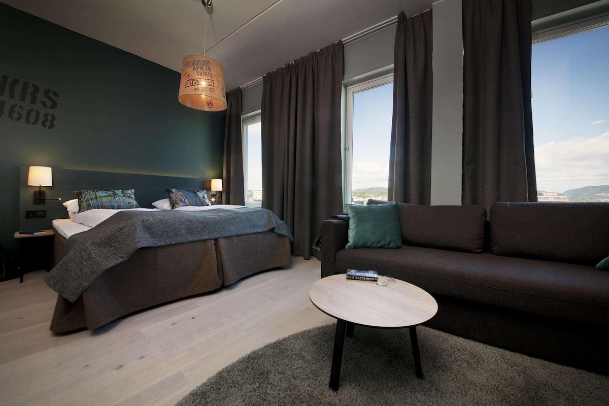Surmatelas, coffres-forts dans les chambres, bureau