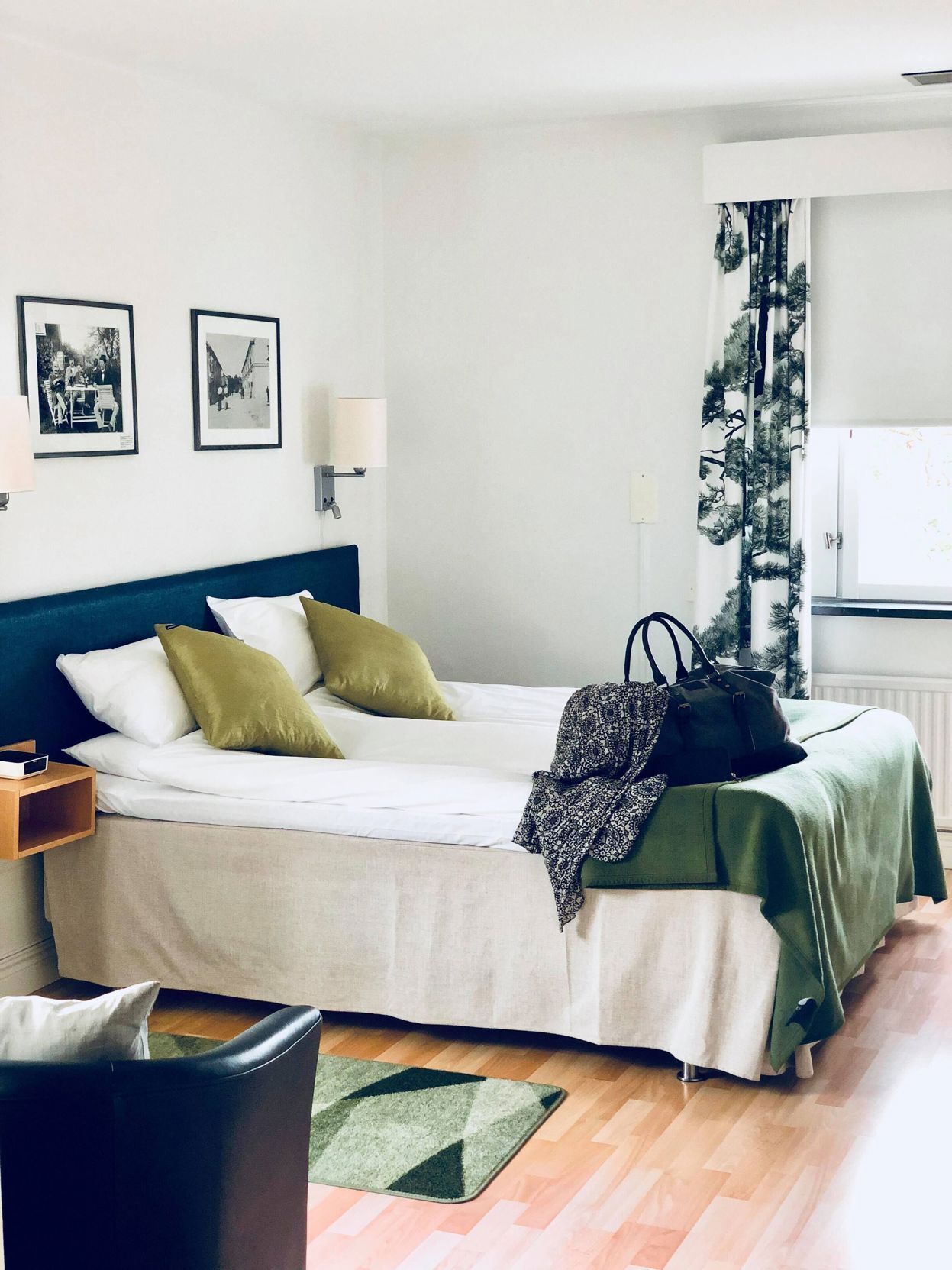 Desk, laptop workspace, iron/ironing board, rollaway beds