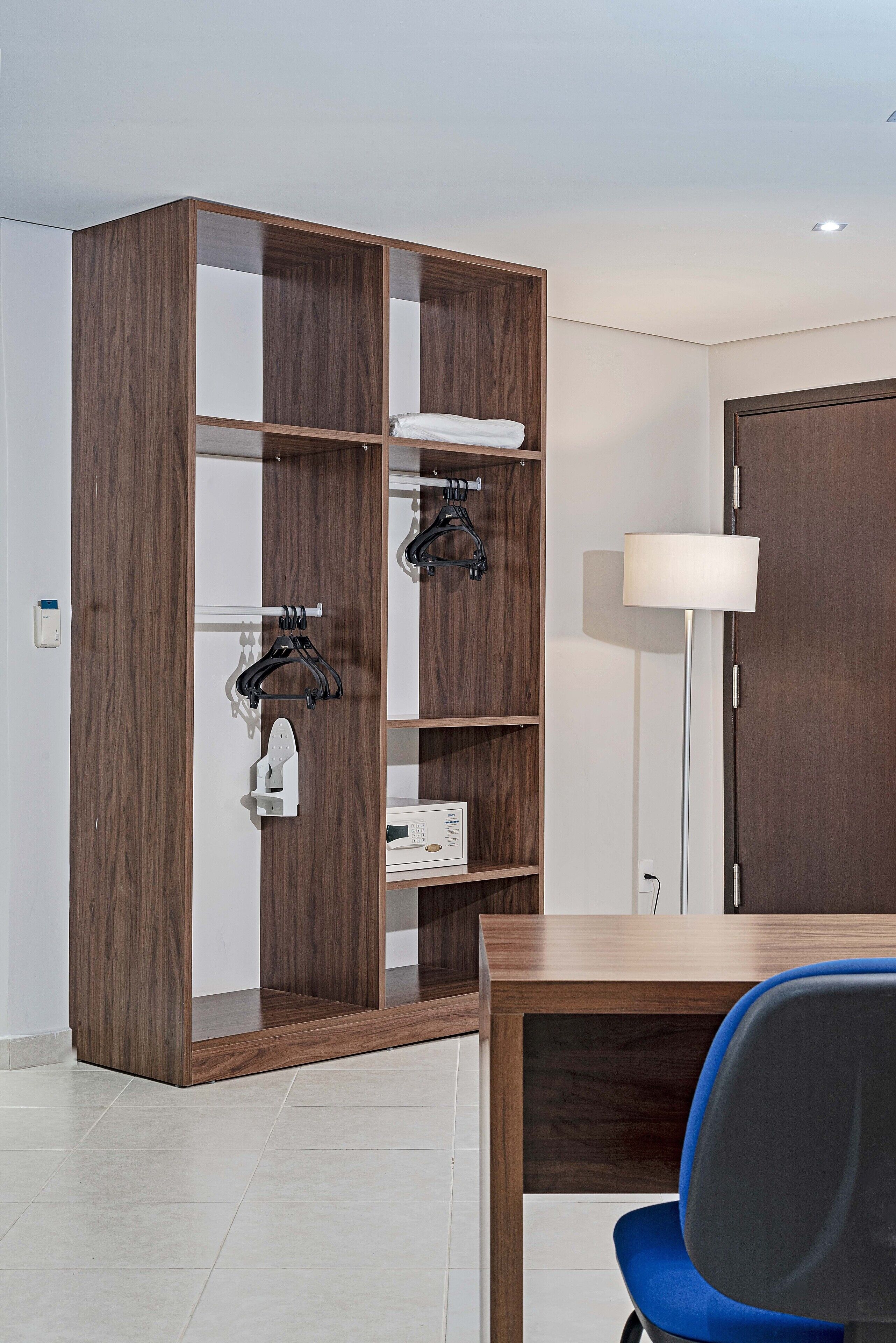 superior double room, accessible | minibar, in-room safe, desk, iron/ironing board