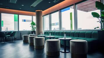 Frühstück und Abendessen, lokale Küche