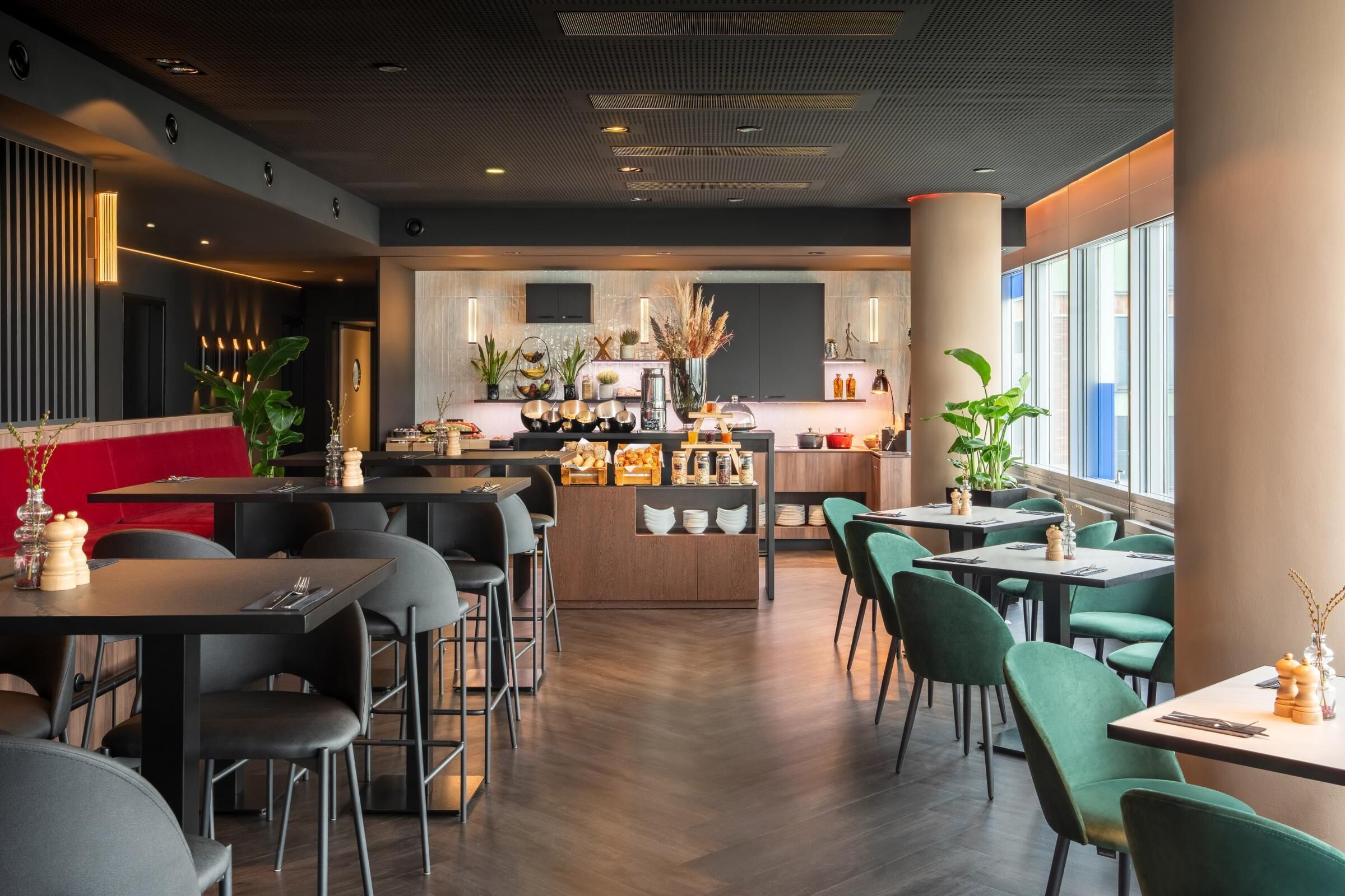 Serveert ontbijt en diner, lokale gerechten