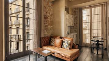 Superior | Premium bedding, minibar, in-room safe, individually decorated
