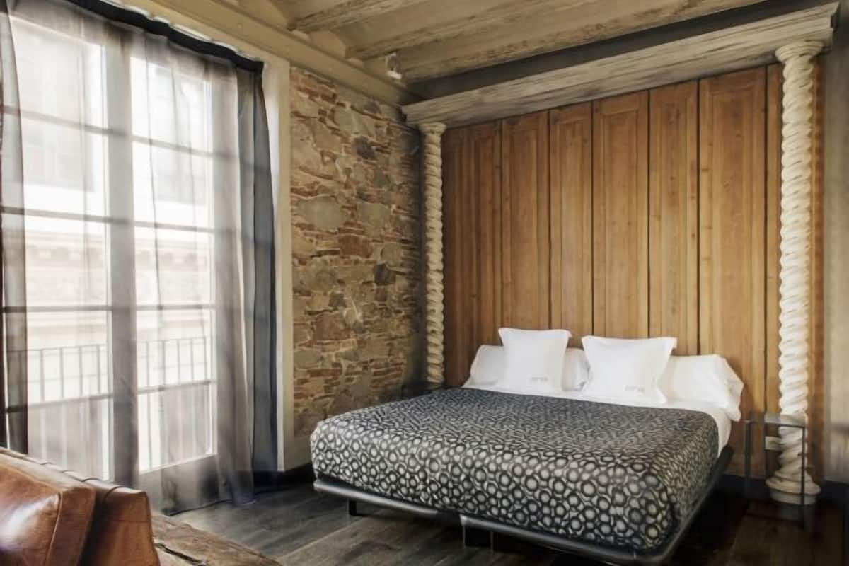Premium bedding, minibar, in-room safe, individually decorated