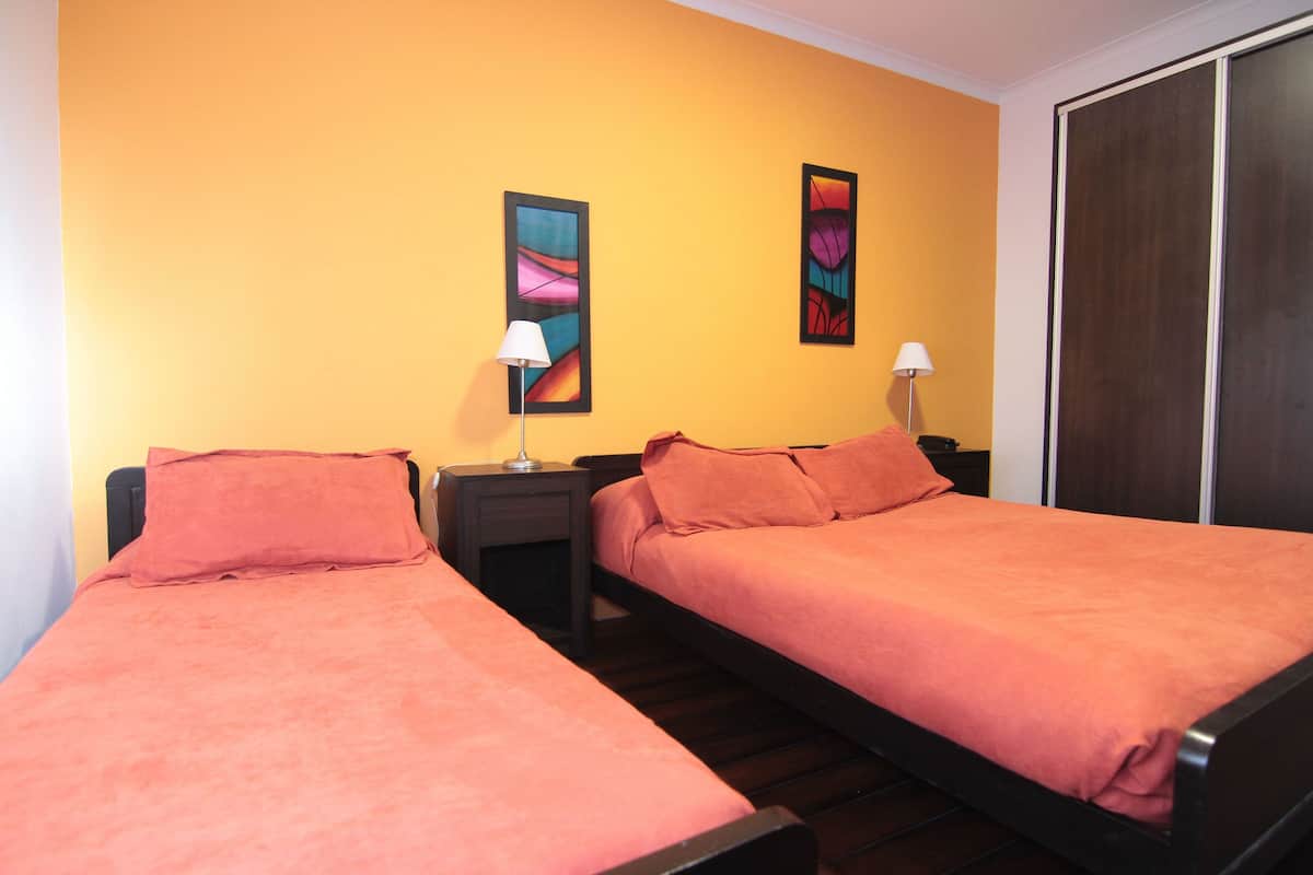 Pillowtop beds, in-room safe, desk, blackout drapes