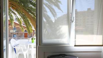 Standard Twin Room | Balcony view