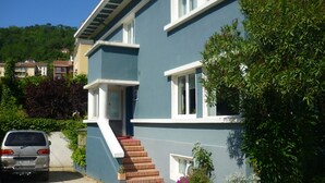 Property entrance - Record (San Sebastian)