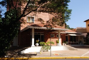 Front of property - Jaguary Hotel Sumaré (Sumare)