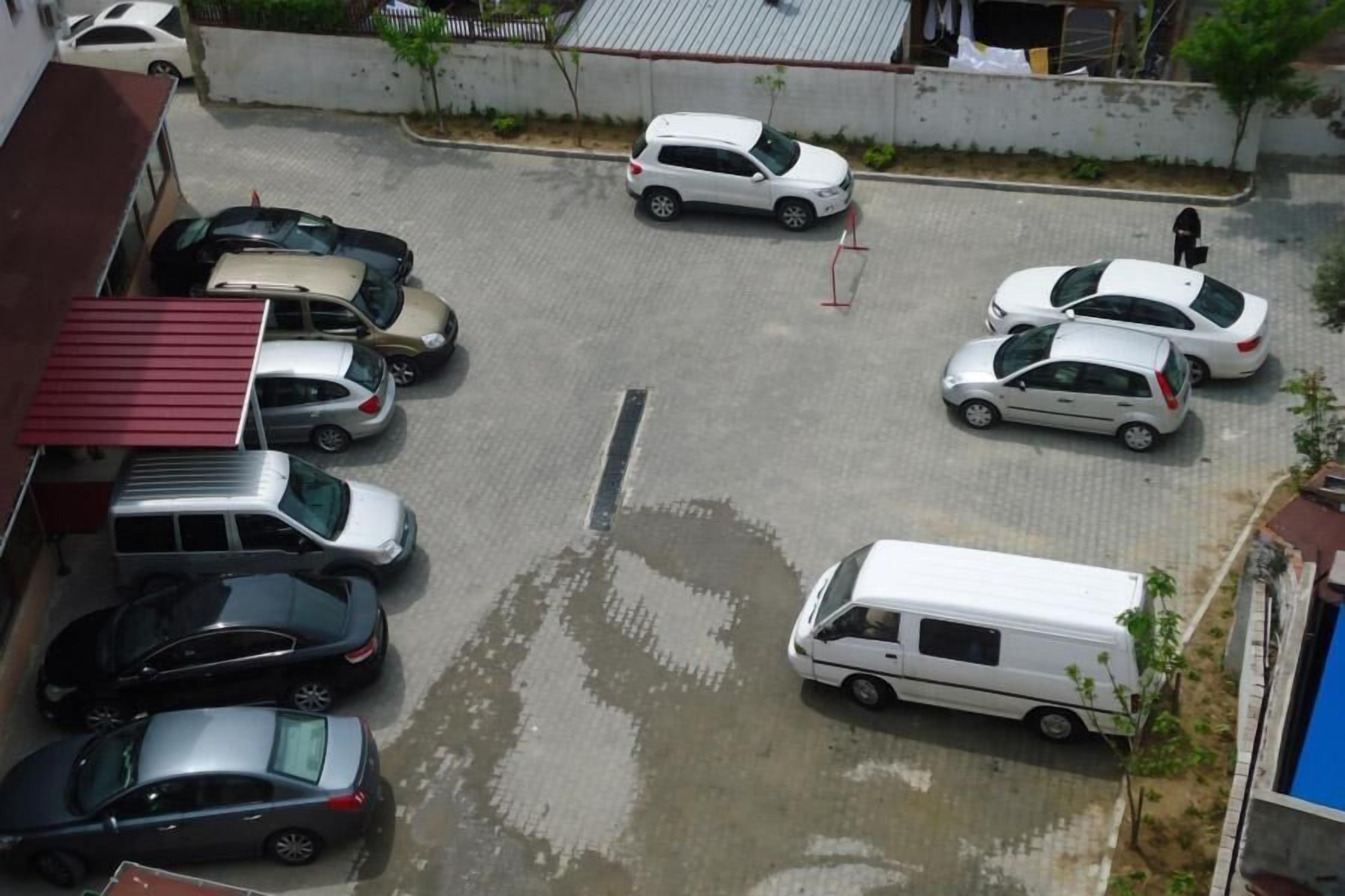 free self-parking, free valet parking