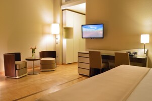 Camera Junior | Biancheria da letto di alta qualità, minibar, una cassaforte in camera