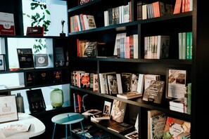 Gift shop - Hotel Tobaco (Lodz)