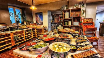 Desayuno buffet (PLN 60 por persona)