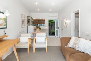 Two Bedroom Apartment | View from room - ASURE Admirals View Motel (Paihia)