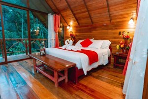 Quarto panorâmico | Edredons de pluma, cofres nos quartos, individualmente mobiliados