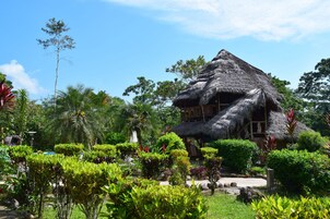 Bar à beira da piscina