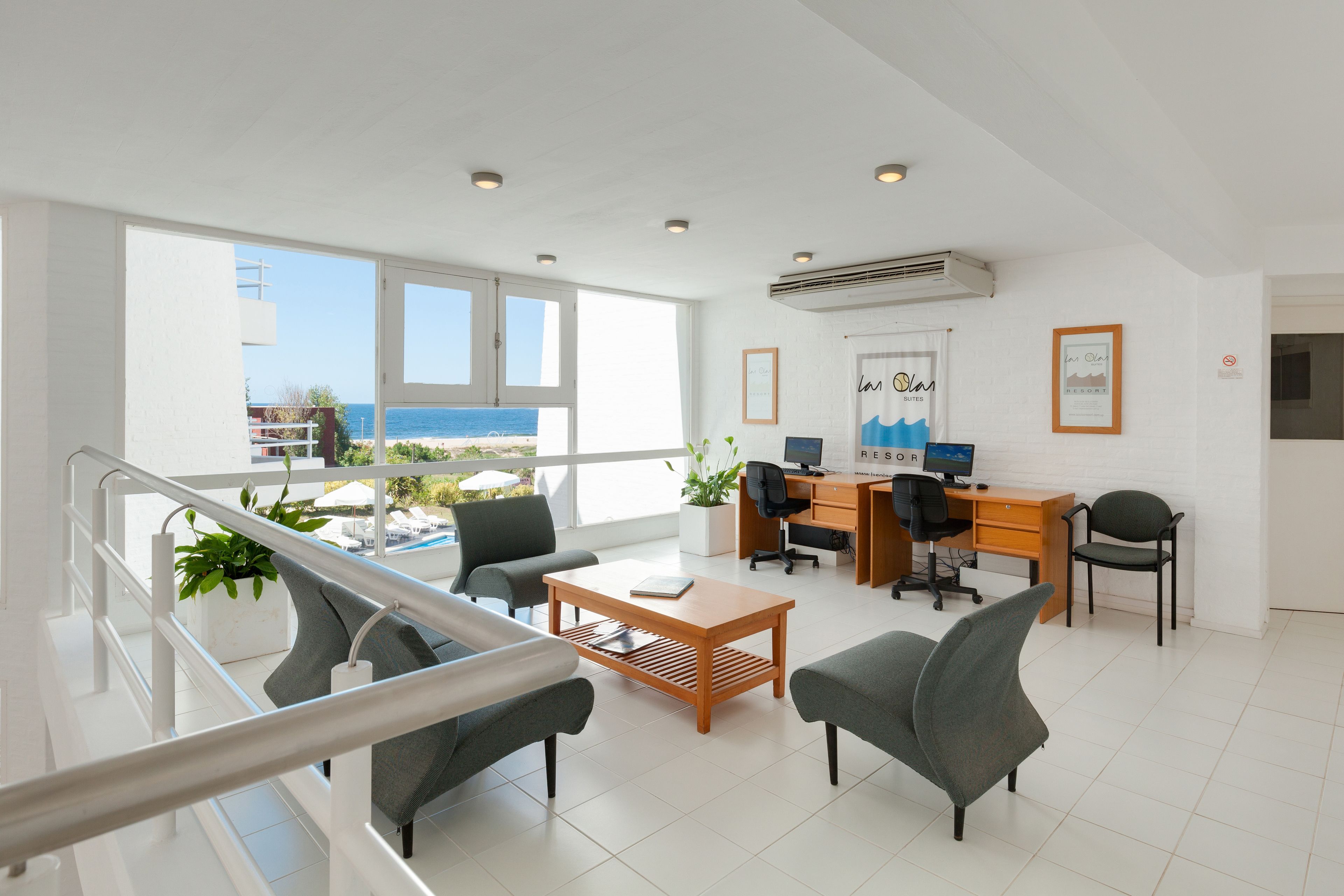 32-inch tv with cable channels