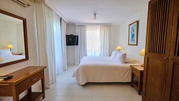 Suite estudio junior, 1 habitación (2 people) | Ropa de cama de alta calidad y edredón