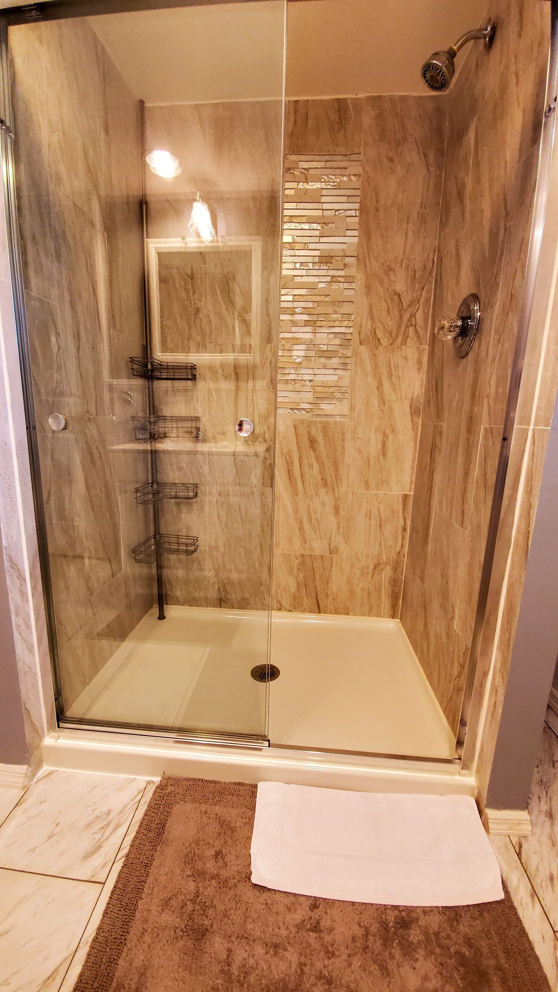 Art Nouveau - 1 Double Bed, Private Bathroom | Bathroom