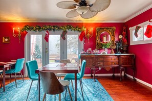 Free daily full breakfast - Mountain Treasure B&B (Maplecrest)