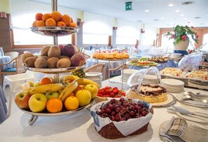 Desayuno continental incluido todos los días