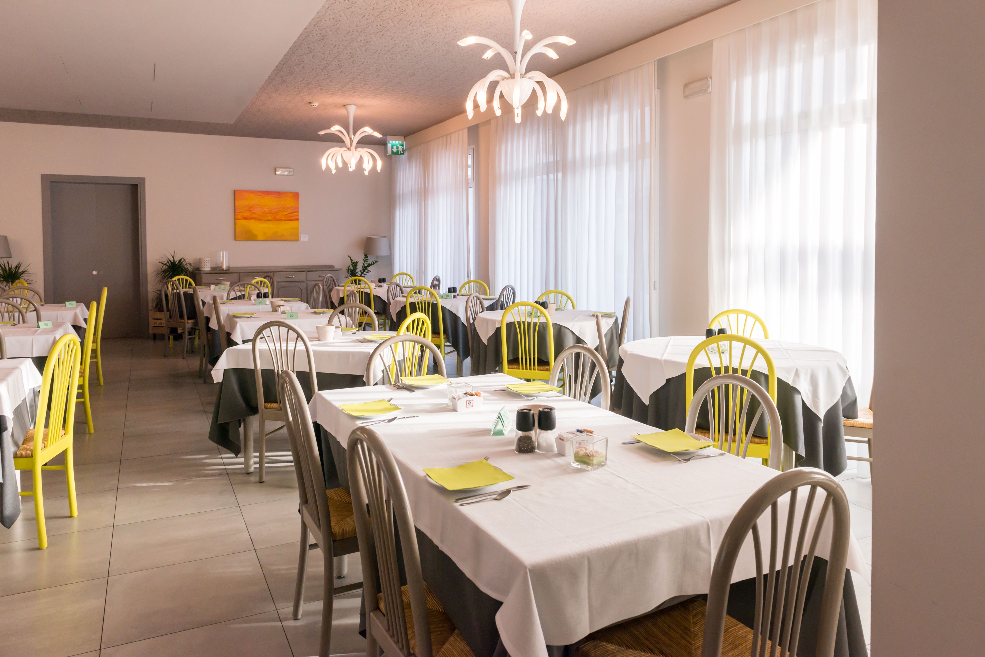 lunch and dinner served