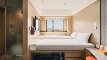 Standard Room | In-room safe, soundproofing, free WiFi, bed sheets