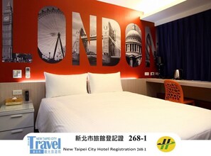 Deluxe Double Room | Desk, free WiFi, bed sheets - Morwing Hotel Fuzhong (New Taipei City)