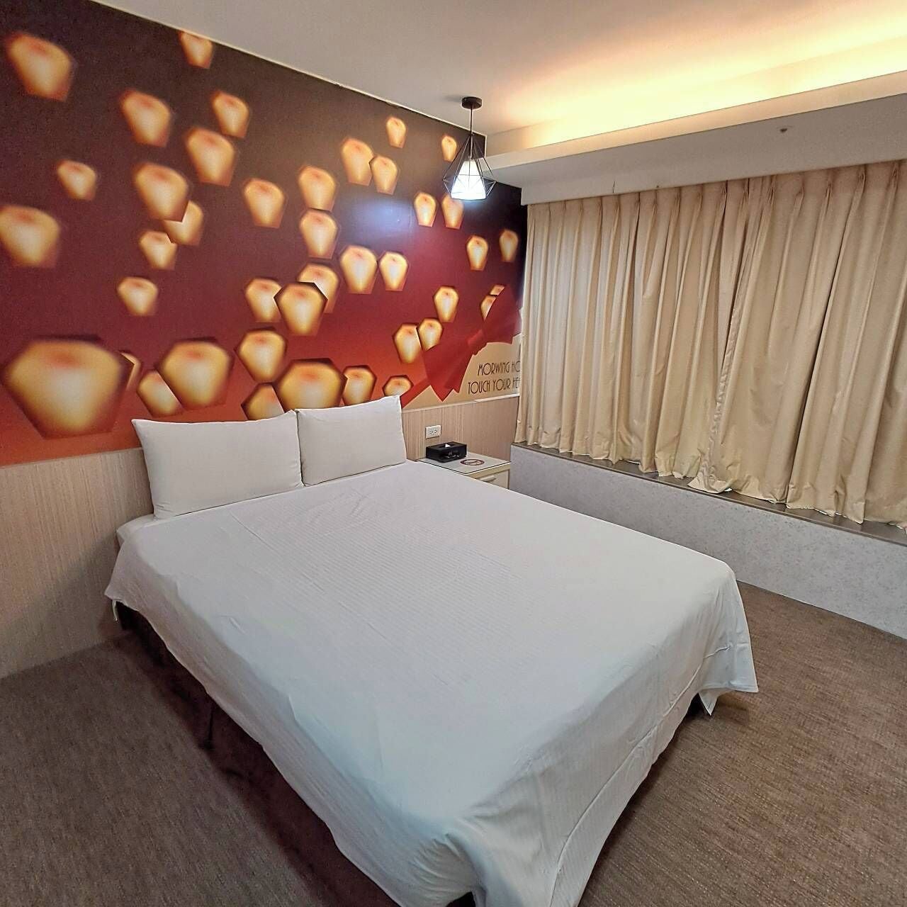 deluxe double room | desk, free wifi, bed sheets