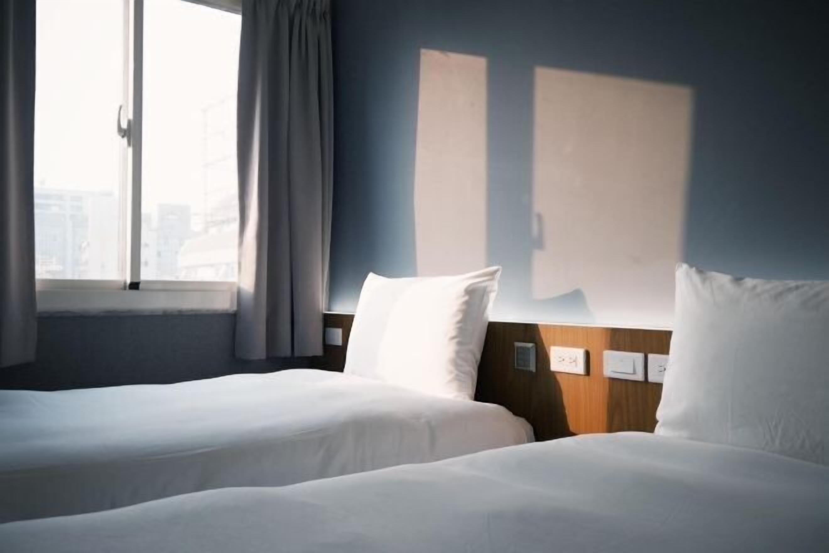 Down duvets, in-room safe, desk, soundproofing