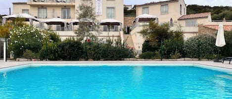 Seasonal outdoor pool